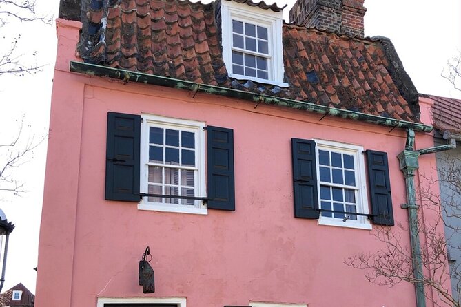 Charleston History Tour - Small Groups Only - History & Alleyways - Broad Street and the center of commerce