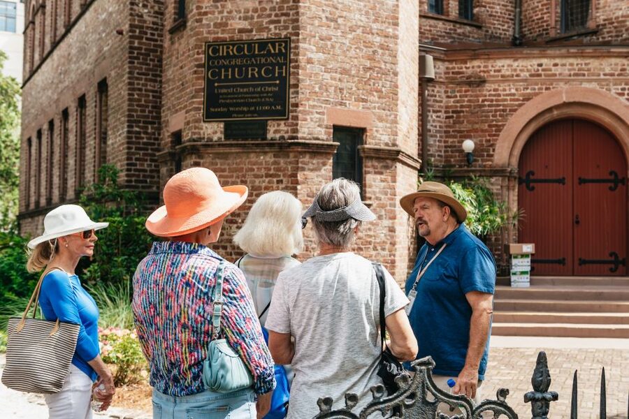 Charleston: Old Walled City Historical Walking Tour - Rainbow Row in seven minutes