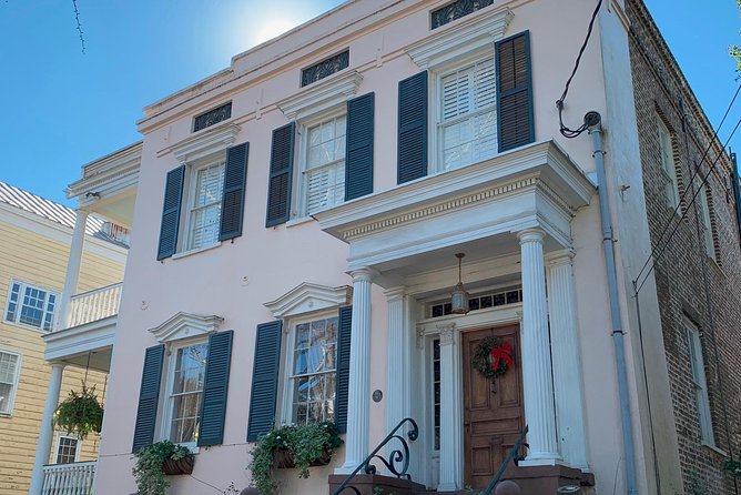 Charleston’s Strong Women of the South History Tour - Meeting Larry at 21 Magazine Street