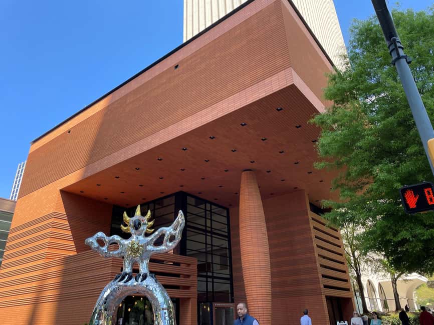 Charlotte: Historical City Tour by Shuttle Bus - Uptown Charlotte, from arenas to museums