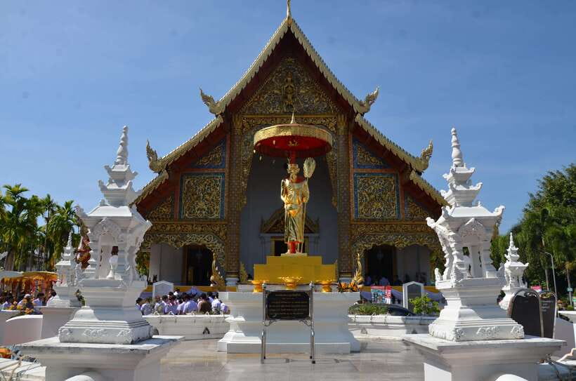 Chiang Mai: Historic Temples and City Guided Walking Tour - Finishing at Wat Chedi Luang