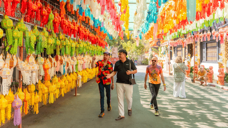 Chiang Mai: Historical and Culture Exploration Walking Tour - Walking toward Wat Chedi Luang
