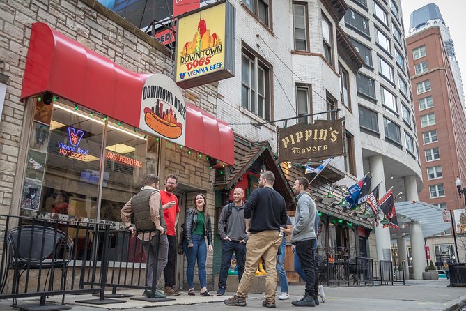 Chicago in a Day: Food, History & Architecture Walking Tour - When the Chicago food finally arrives