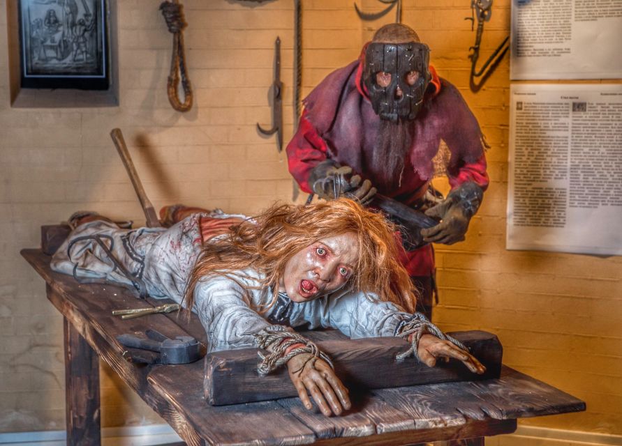 Chicago: Medieval Torture Museum Ticket with Ghost Hunting - Inside the 6,000-square-foot torture museum