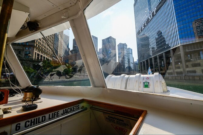 Chicago River Architecture Tour Aboard a Historic Yacht - The Wrigley Building from the river