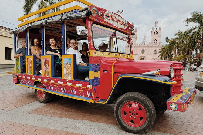 Chiva Private Cultural Tour with Audio Guide in Buga - Why a chiva is a good way to meet Buga