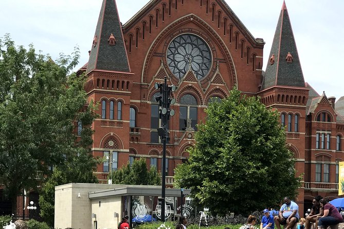 Cincy Brunch History and Streetcar Tour with Riverside Food Tours - The streetcar ride gives you a useful final orientation