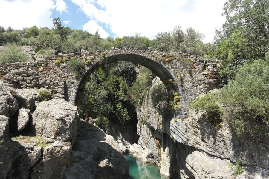 City of Side: Eagle Canyon and Selge Ancient City Day Trip - Guide language and group atmosphere