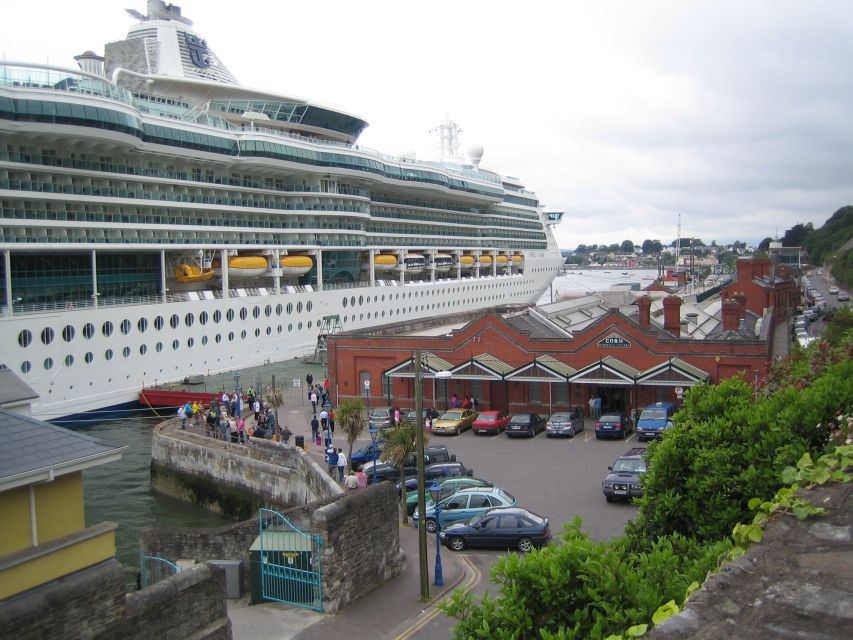 Cobh: 3-Hour Cultural Tour Plus - Cobh’s harbor story begins at the Commodore Hotel