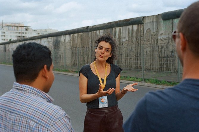 Cold War and Berlin Wall Tour in Italian - Why this route tells Berlin’s Cold War story well