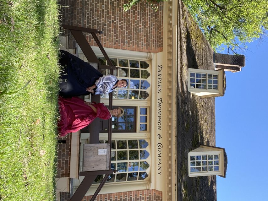 Colonial Williamsburg: Colonial History Guided Walking Tour - Pace, heat, rain, and accessibility