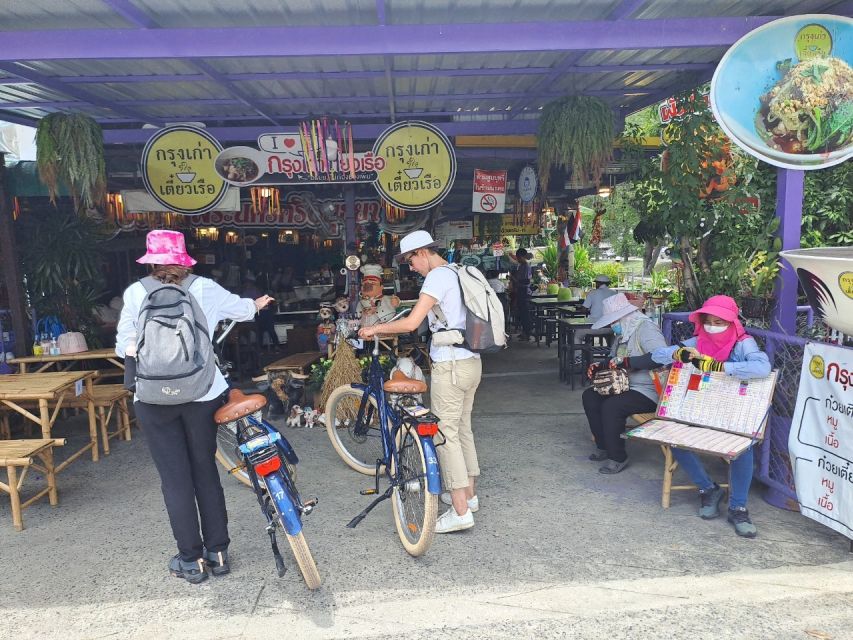 Colors of Ayutthaya: UNESCO Heritage 6 hour Bicycle Tour - Three pagodas at Wat Phra Si Sanphet