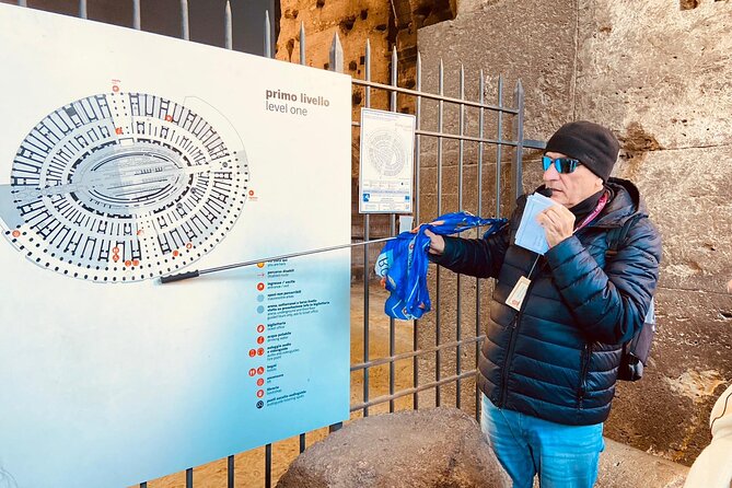 Colosseum, Roman Forum, Palatine Guided Tour or AudioGuide Option - Live guide or offline audio guide?