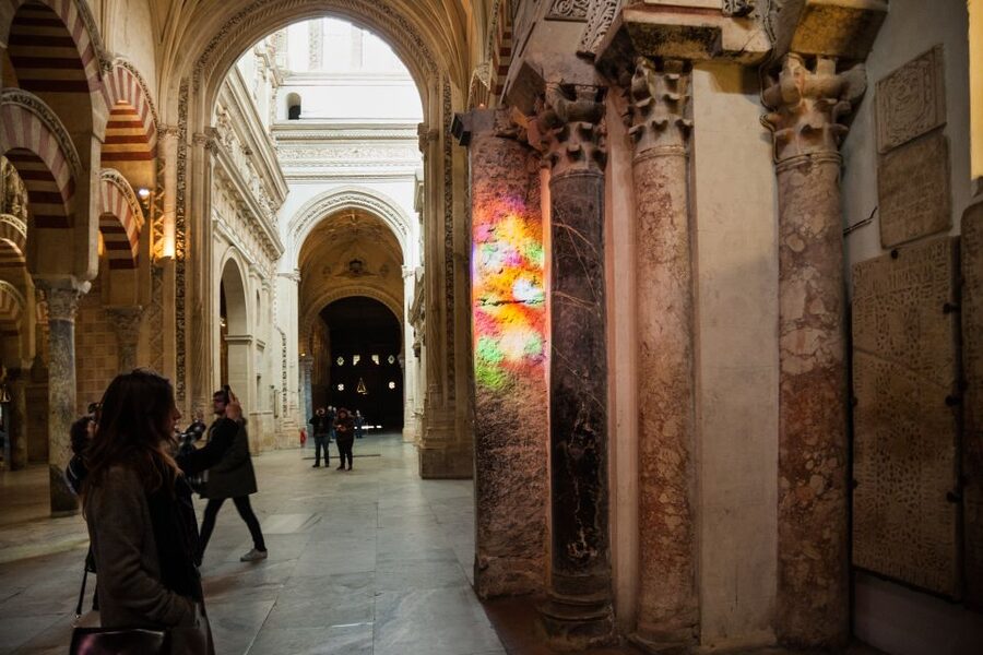 Córdoba: Skip-the-Line Great Mosque-Cathedral History Tour - Comfort, Clothing, and Access