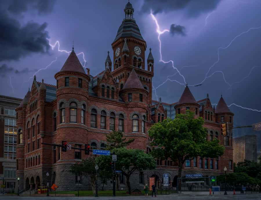 Dallas: Historic West End Ghost Walking Tour - Key points to know before you book
