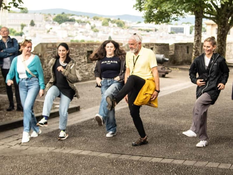 Derry: McCrossan’s Public Walking Tour of the Historic City - What the guides add to the hour