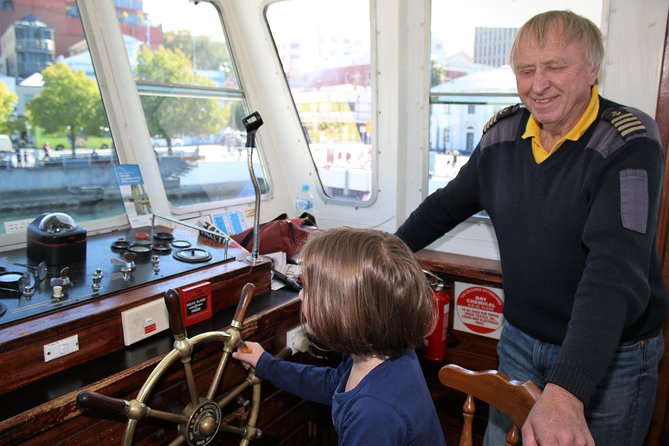 Derwent River Historic Harbour Cruise From Hobart - Choosing between morning, afternoon, lunch, and dinner