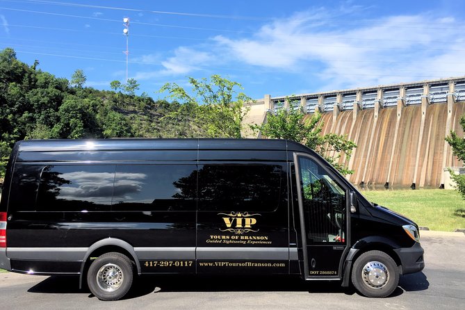 Discover Branson History and Scenic Beauty Tour - Historic downtown Branson beside Lake Taneycomo