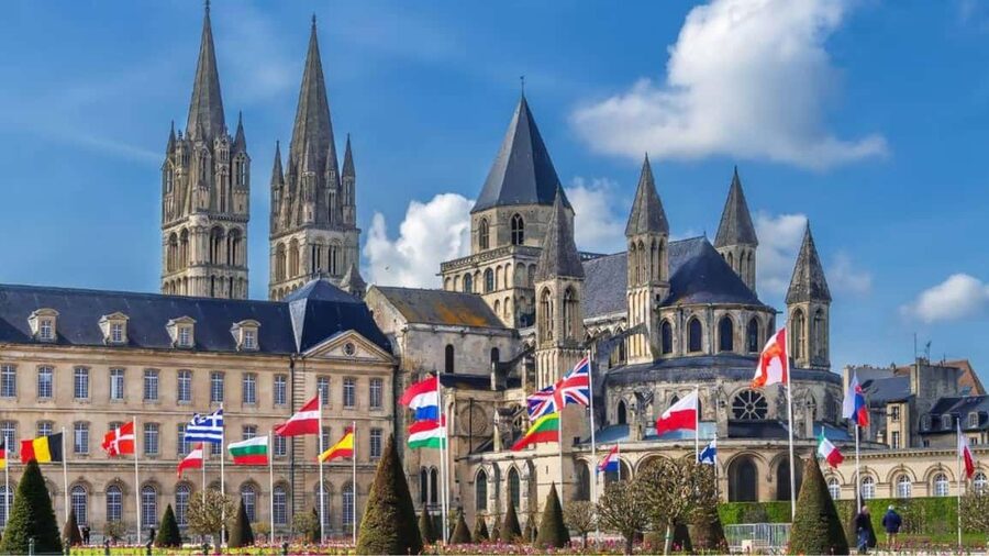 Discover Caen like never before: Guided tours between history & secrets! - Medieval streets and half-timbered details