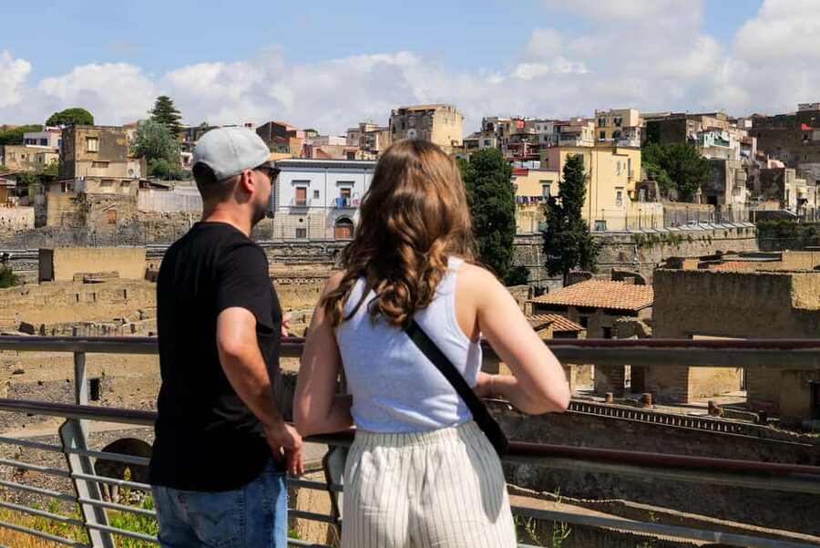 Discover Herculaneum: A guided tour of the ancient Roman city - Why Herculaneum rewards a guided visit