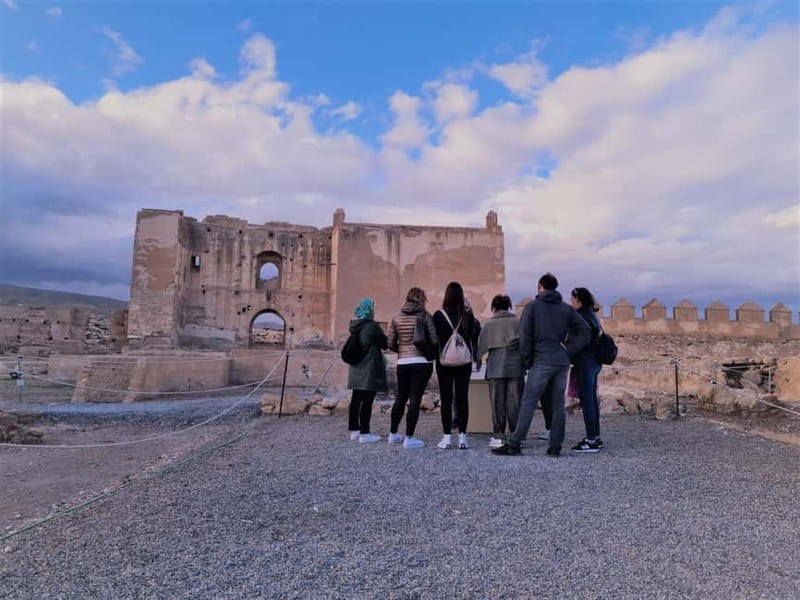 Discover the fascinating Alcazaba: History and unique views - Key points at a glance