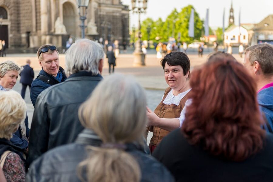 Dresden: Guided Beer Tour of the Historic Old City - Hofkirche, the Fürstenzug, and Dresden Castle