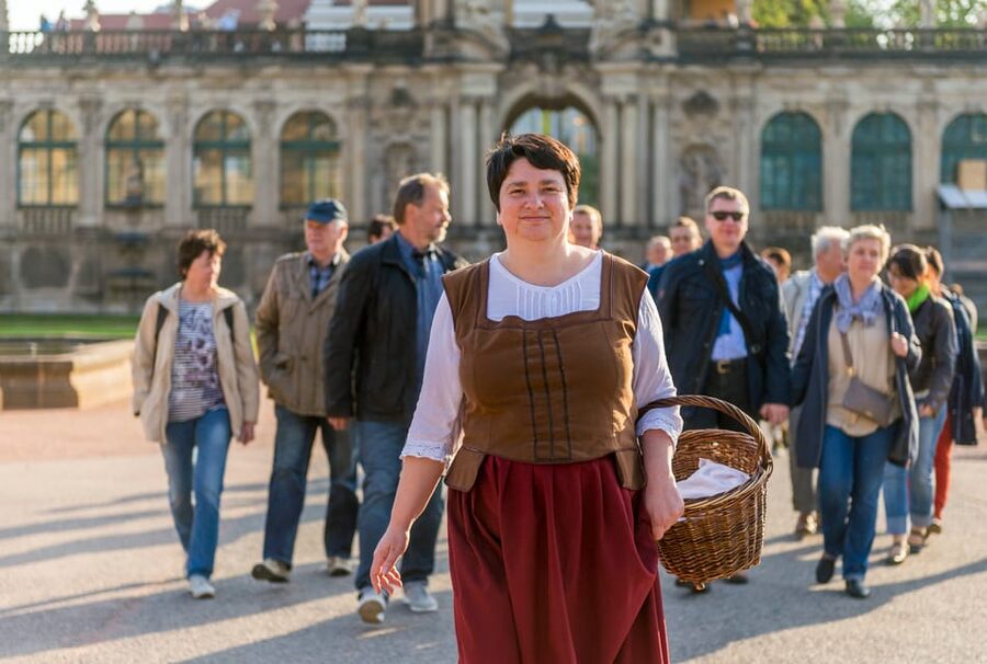 Dresden: Guided Beer Tour of the Historic Old City - How the pace affects the evening