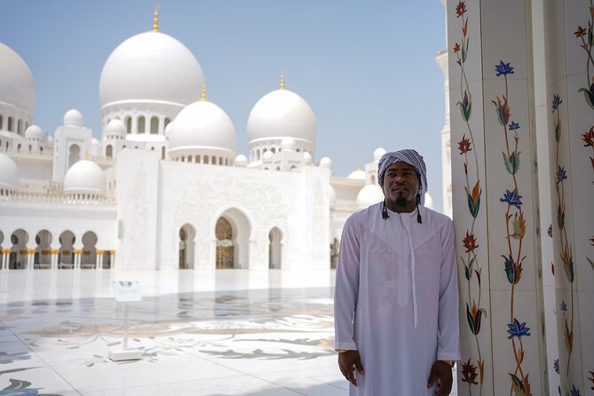 Dubai: Abu Dhabi Trip with Lunch at Al Khayma Heritage Restaurant - Lunch at Al Khayma Heritage Restaurant