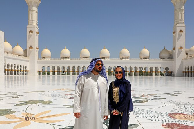 Dubai: Abu Dhabi Trip with Lunch at Al Khayma Heritage Restaurant - Sheikh Zayed Mosque: begin with Abu Dhabi’s great showpiece