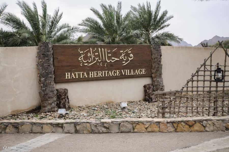 Dubai: Desert Safari or Hatta Tour with Kayaking - The desert camp: dinner, henna, and live shows