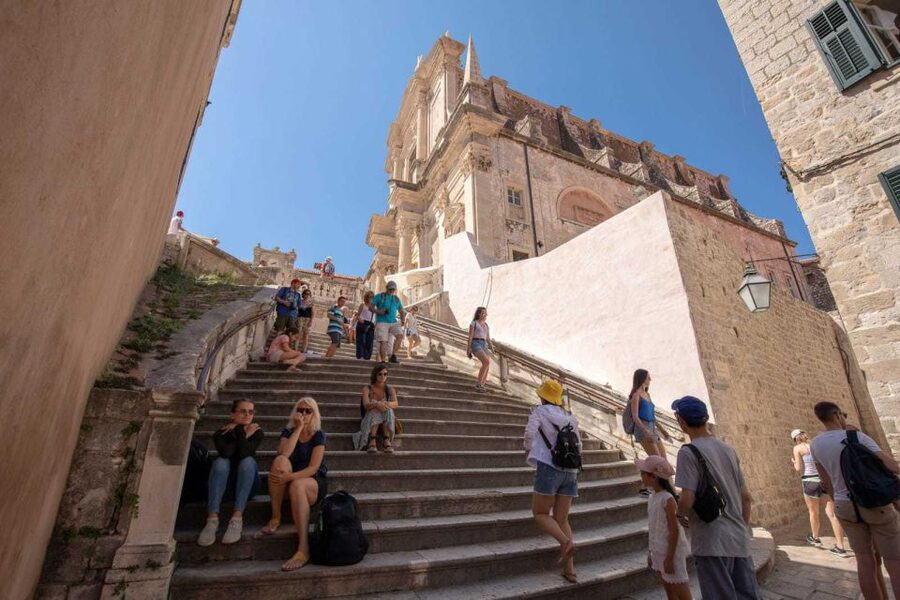Dubrovnik: History and Game of Thrones Walking Tour - Side streets and the old Ragusa feeling