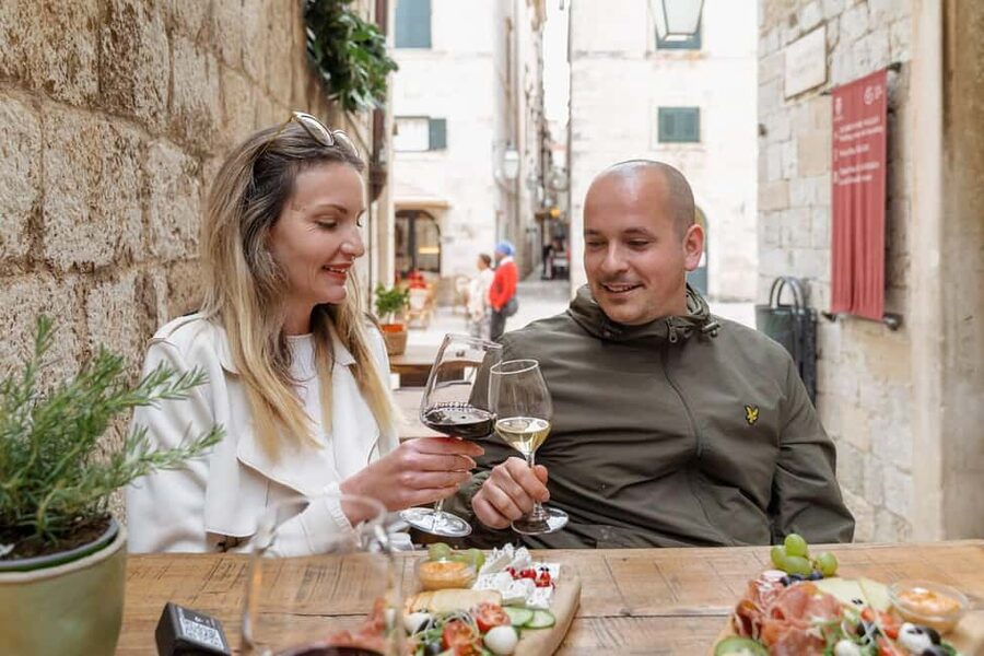 Dubrovnik Old Town: Night tour with History, Wine & Bites - Rector’s Palace and the City’s Public Life
