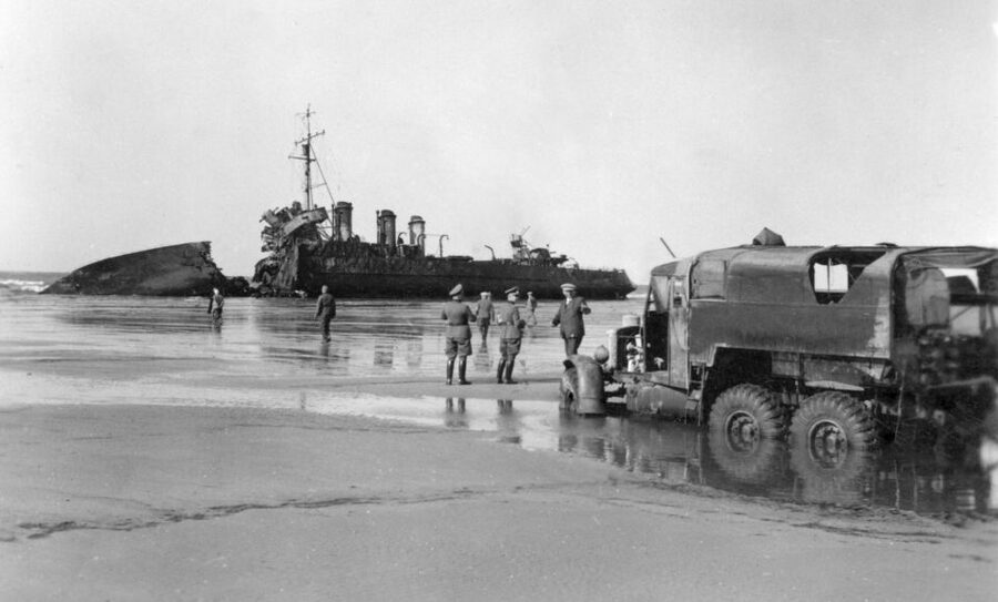 Dunkirk: Operation Dynamo and Battlefield of Dunkirk Tour - The East Mole and the port evacuation
