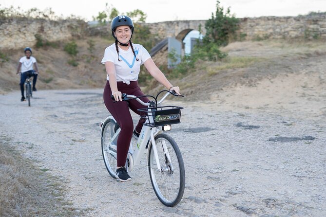 E-Bike Historical Sunset Tour in Fort James - How this compares with a simple fort visit