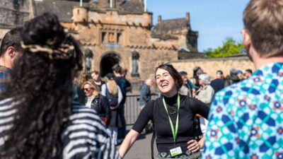 Edinburgh: Edinburgh Castle Guided History Tour with Tickets