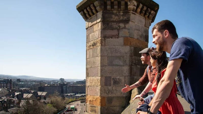 Edinburgh: Edinburgh Castle Guided History Tour with Tickets - Dungeons, military prison, and darker stories
