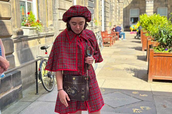 Edinburgh: Historical Gems Tour with Whisky & Local Flavours - Outlander locations along the way