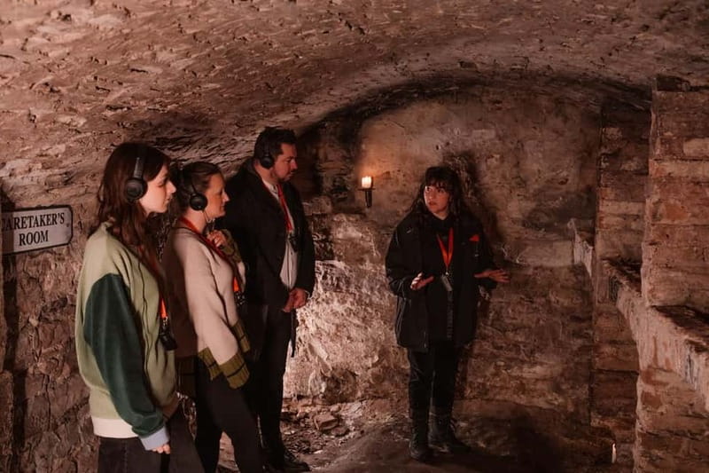 Edinburgh: Multi-Sensory Small-Group Historic Vaults Tour - Key points to know before you book