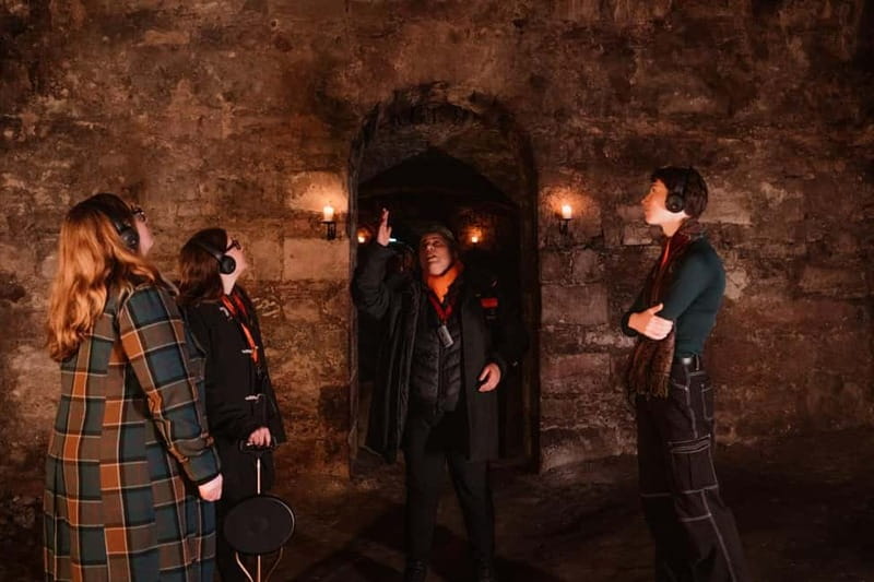 Edinburgh: Multi-Sensory Small-Group Historic Vaults Tour - Starting at Mercat Cross on the Royal Mile