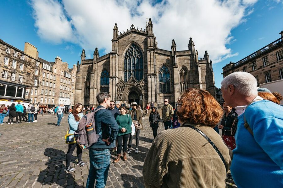 Edinburgh: Old Town History and Tales Walking Tour - Mercat Cross and the city’s public life