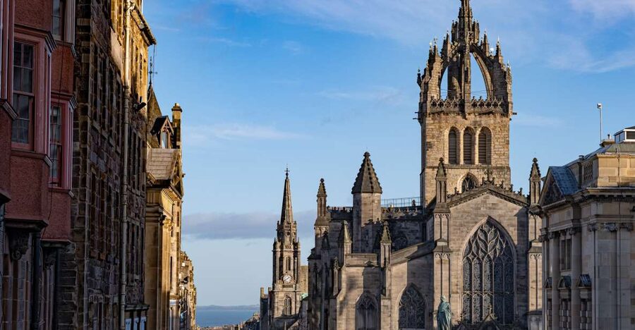 Edinburgh: Old Town History Walking Tour - Starting beside St. Giles’ Cathedral