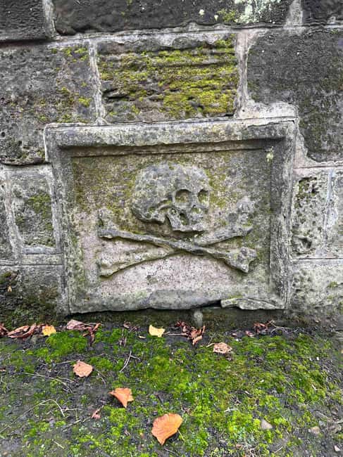 Edinburgh's Dark History Walking Tour - West Bow and Victoria Street, with a literary side trip