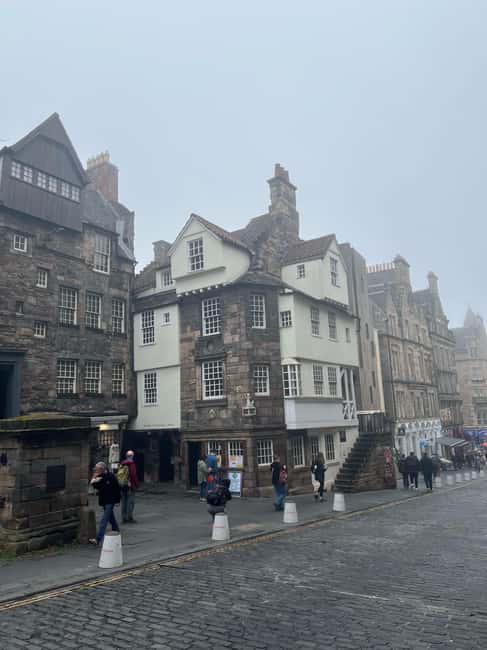 Edinburgh's Dark History Walking Tour - Is $21 a fair price for 90 minutes?