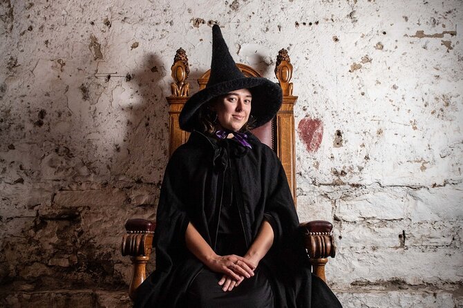 Edinburgh: Witches & Haunted History Walking Tour - Edinburgh Castle and the city’s early story