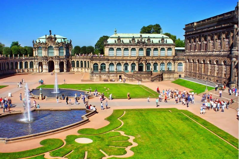 Elbfloren: Historical city tour - What the $16 price really gets you