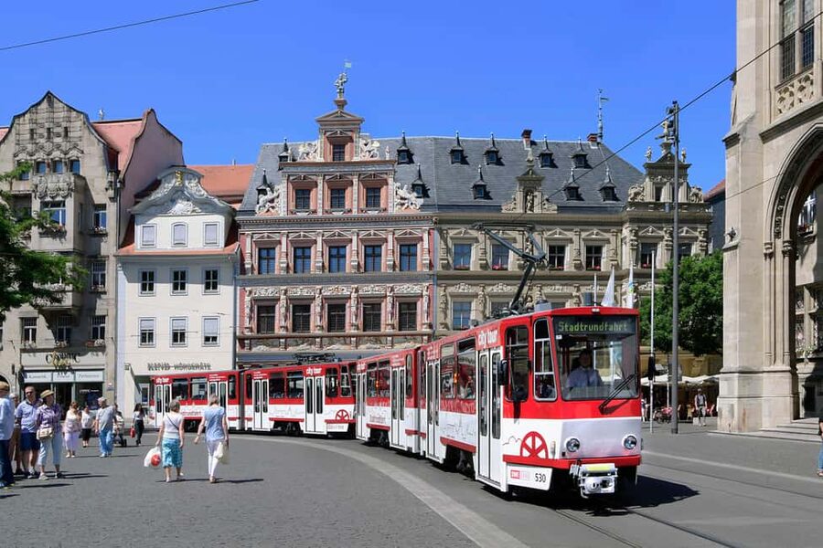 Erfurt Tour - City tour with the historic tram - Meeting at Domplatz-Süd