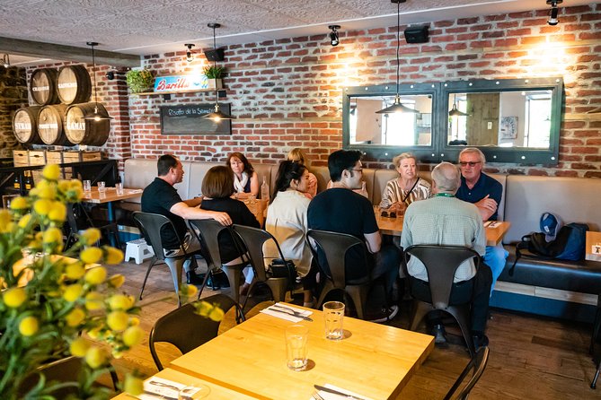 Evening Gourmet Tour 5 Course Dinner - History and Food in Old Quebec City - La Fresque des Québécois and the first history lesson