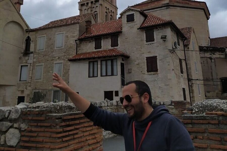 Experience Split History Walking Tour With Local Historian - Why Diocletian’s Palace feels different from a normal monument
