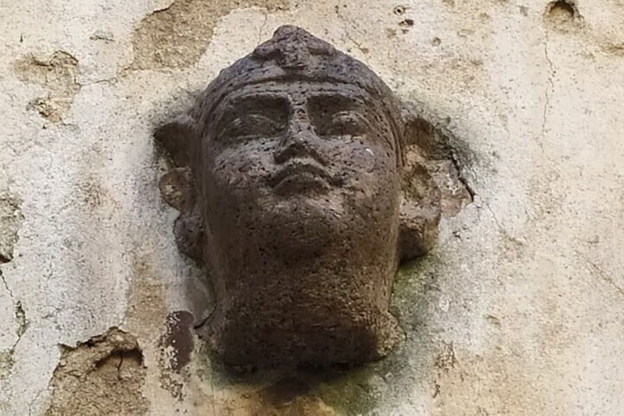 Experience Split History Walking Tour With Local Historian - Beginning at the Golden Gate and Gregory of Nin