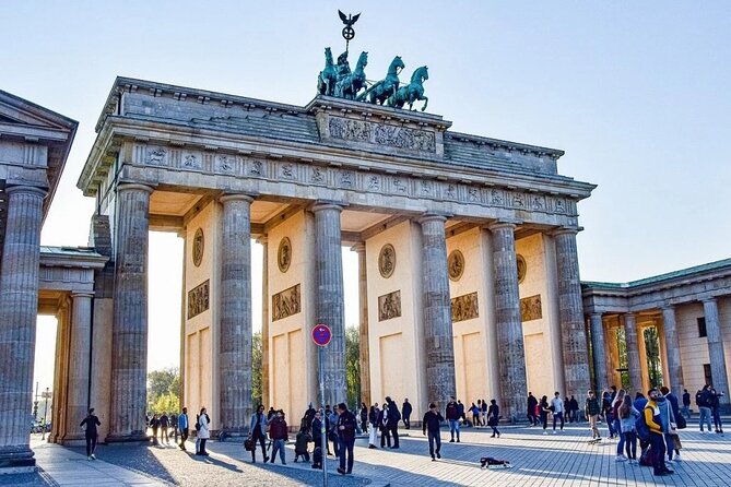 Explore Berlin History and Highlights Sightseeing Walking Tour - Brandenburg Gate and the Reichstag: Berlin’s public face